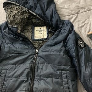 Abercrombie cozy puffer for boys